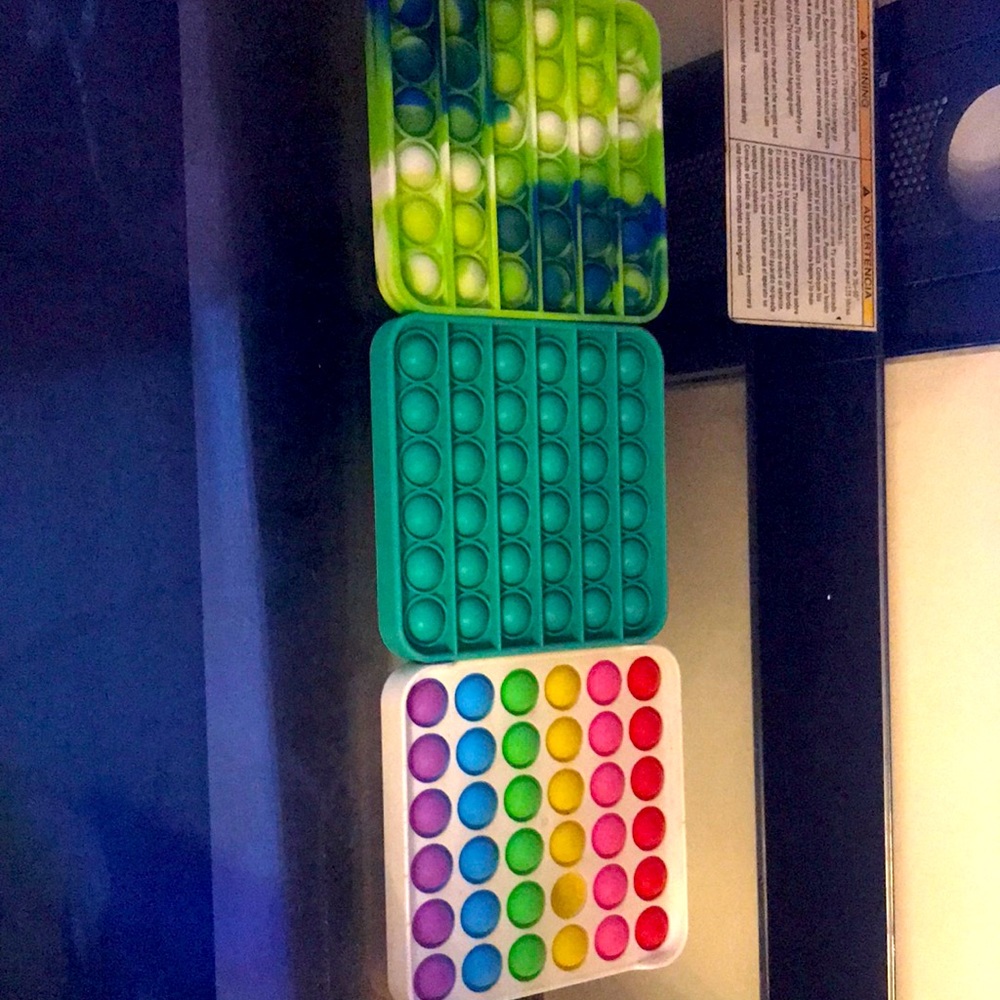 Fidgets ) pop its-